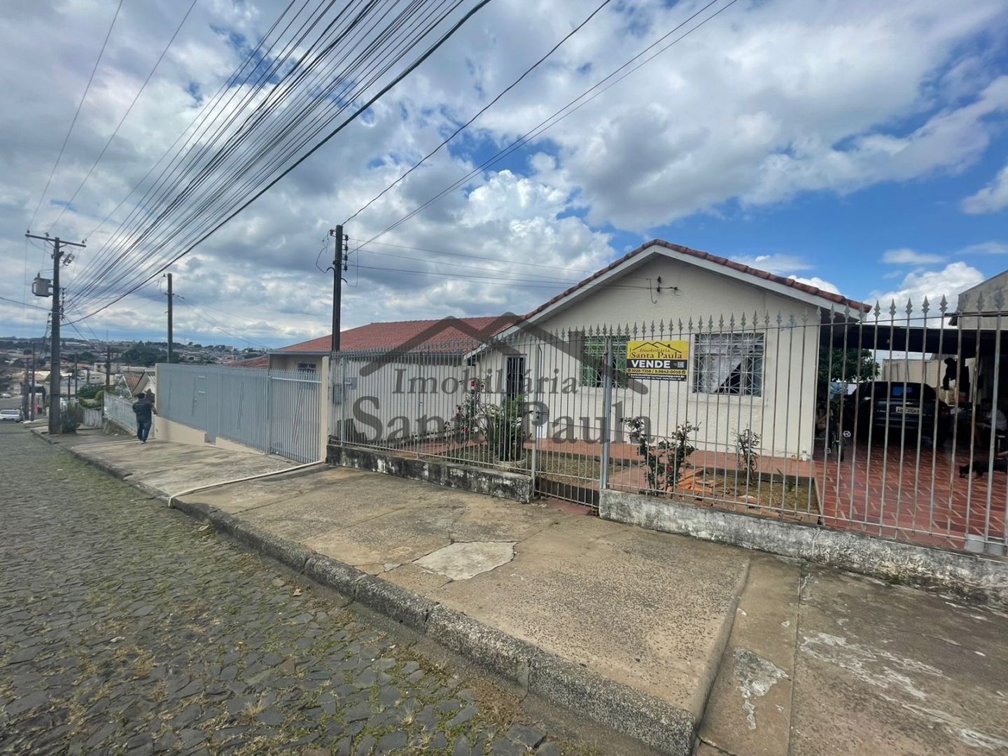 Casa Com Amplo Terreno - Santa Paula