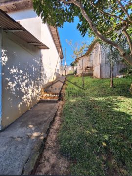 Casa Com Valor De Terreno Na Rua Teixeira De Freitas!