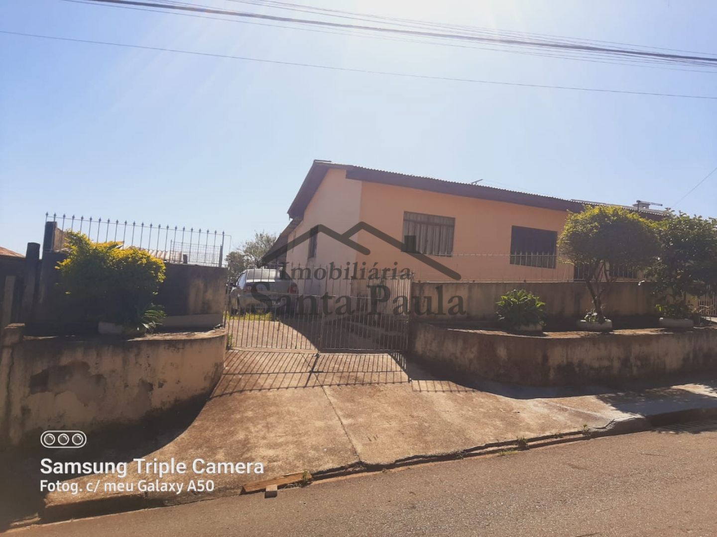 Casa Em Amplo Terreno - Ronda