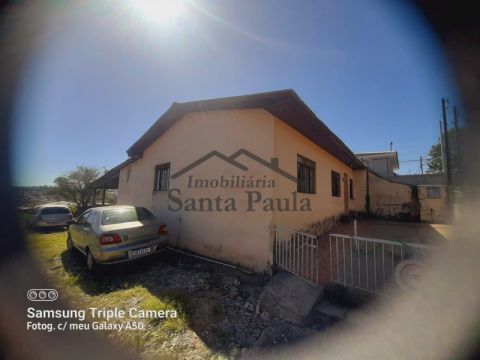 Casa Em Amplo Terreno - Ronda