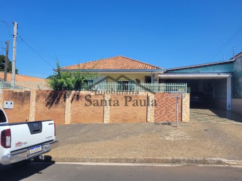 Casa Com Piscina - Oficinas