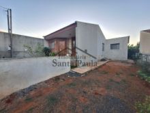 <strong>Ampla Residência no Gralha Azul com Sobra de Terreno</strong>