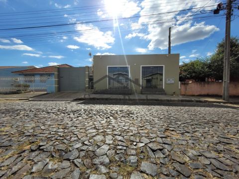 <strong>SALA COMERCIAL - SANTA PAULA</strong>