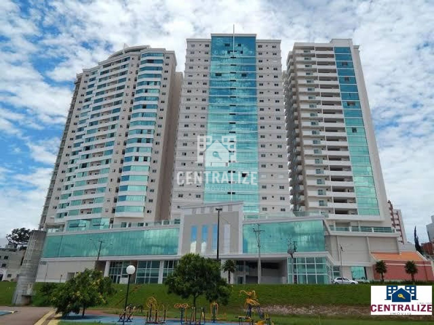 <strong>Apartamento para venda- Edifício Santos Dumont- Torre Brasil</strong>