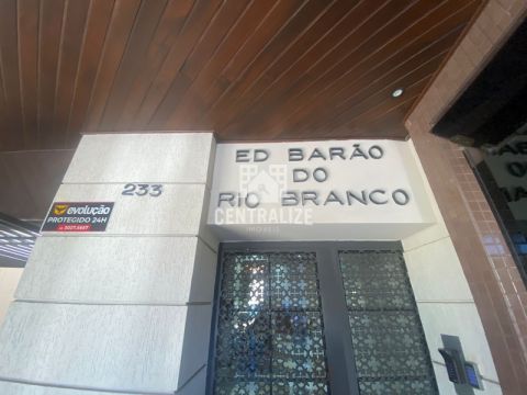 <strong>Apartamento para locação- Edifício Barão do Rio Branco.</strong>