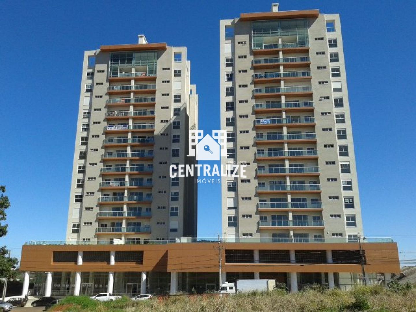 <strong>Apartamento para locação- Edifício Torres Cezanne.</strong>