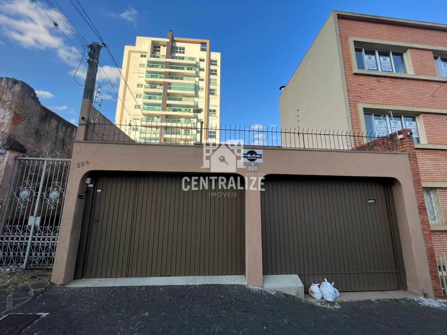 Locação- Casa  Comercial Em Centro