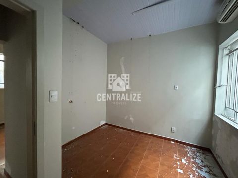 Locação- Casa Comercial Em Centro