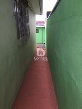 Casa De Fundos No Santa Paula