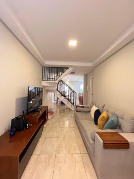 Triplex Na Vila Estrela