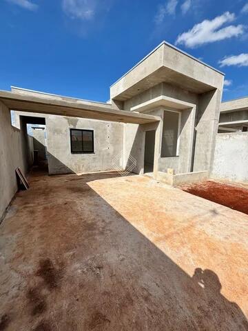 Foto Imóvel - Casa 3 Quartos Com Suíte E Piscina!