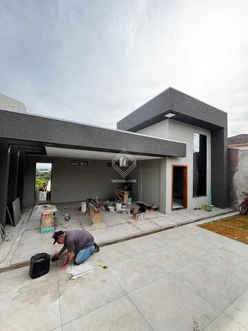 Foto Imóvel - Casa Individual No Contorno