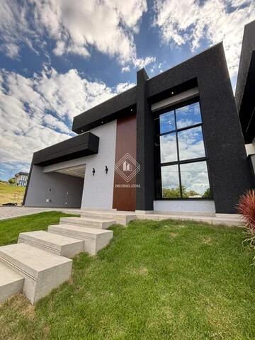 Foto Imóvel - Residencia Terrea C/ Piscina A Venda No Blumengarten