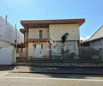 Foto Imóvel - Casa Com 05 Suítes - Comercial Ou Residencial No Centro