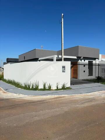 Foto Imóvel - Residência De Esquina No Bairro Le Parc