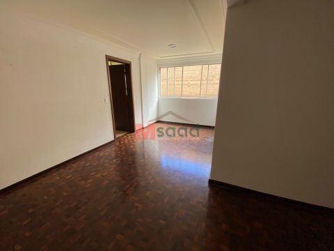 Ed. Guarujá Para Locação Em Centro