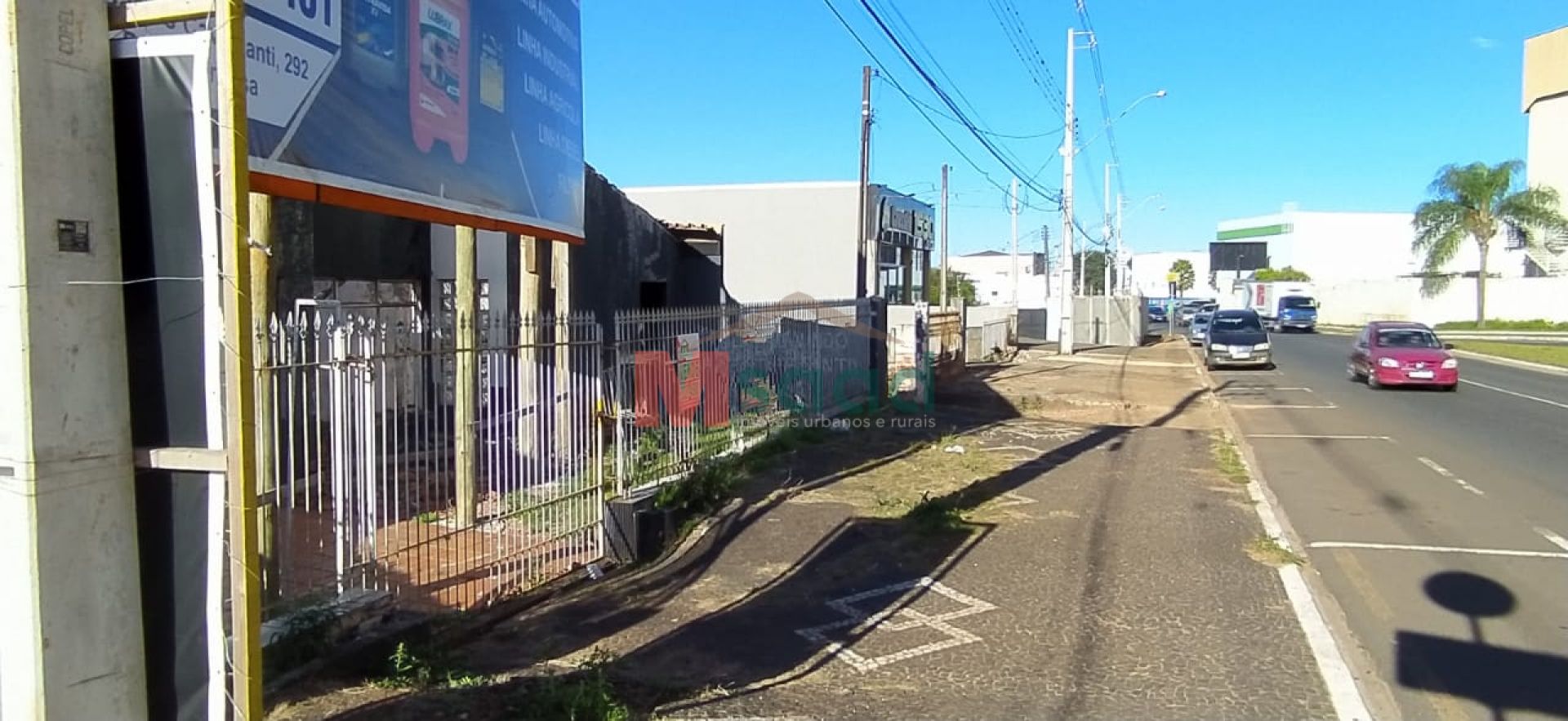 Terreno á Venda No Centro