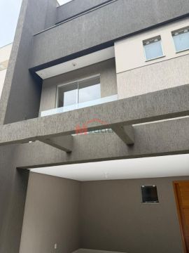 Sobrado Tríplex 3 Quartos (1 Suíte) à Venda Em Estrela