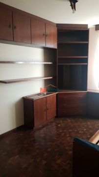 Apartamento á Venda No Edifício Guarapari