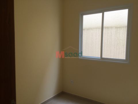 Apartamento  -  Res. Ilha De Creta -  Oficinas