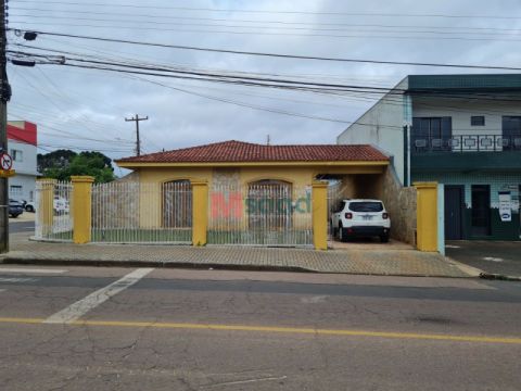 Foto Imóvel - Excelente Casa Residencial/comercial  Em Uvaranas