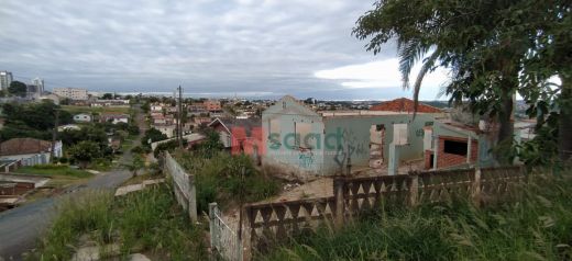 ótimo Terreno á Venda No Centro