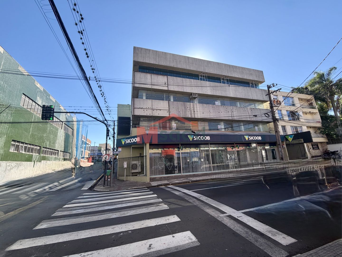 Prédio Comercial Completo No Centro