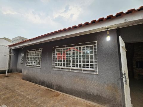 <strong>Excelente casa residencial 3 quartos (1 suíte) em Estrela</strong>