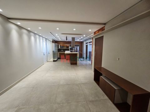 Excelente Apartamento No Edifício Rembrandt Centro