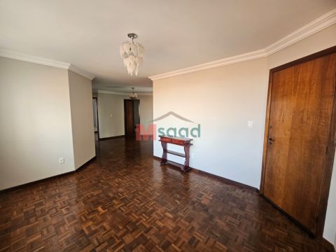 Apartamento 3 Quartos (1 Suíte) à Venda No Centro