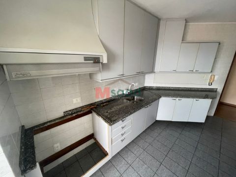 Apartamento Para Venda No Edifício Solimões