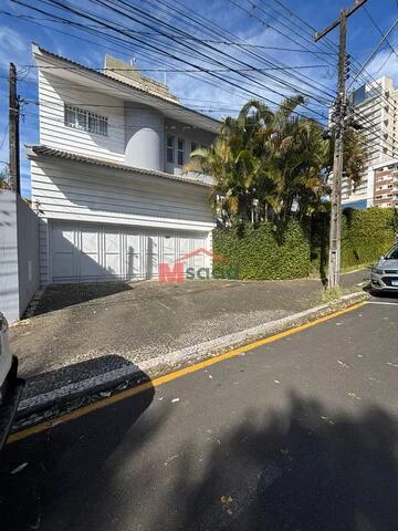 Foto Imóvel - Sobrado á Venda - Centro
