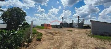 Foto Imóvel - Barracão De Folha Para Locação