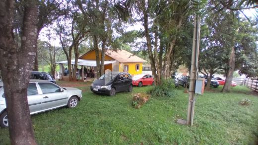 Foto Chácara com duas casas no terreno !