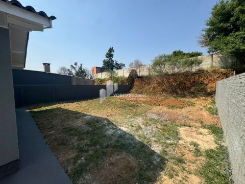 Foto Casa dois quartos , amplo terreno - Bairro Contorno