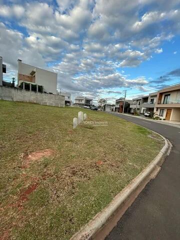 Foto Imóvel - Terreno De Esquina á Venda - Condomínio Doman Paysage