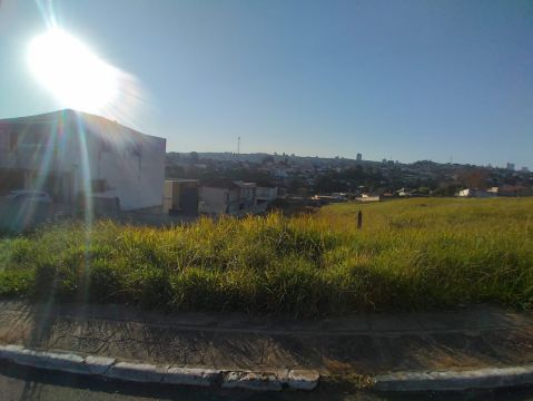 Terreno Na Avenida Visconde De Taunay