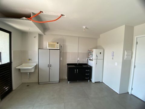 Apartamento Com 02 Dormitórios No Vista Santa Paula