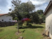 <strong>CASA DE 4 QUARTOS, POÇO E TERRENO DE 825M² - VILA SANTA CRUZ</strong>