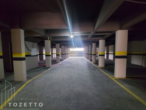 Apartamento à Venda No Edifício Topázio Em Uvaranas