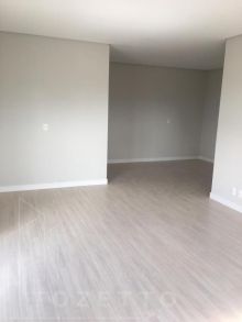 <strong>APARTAMENTO NO EDIFÍCIO NEW GARDEN- ÓRFÃS</strong>