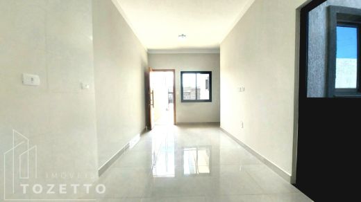 Casa De Médio Padrão à Venda No São Francisco Em Uvaranas