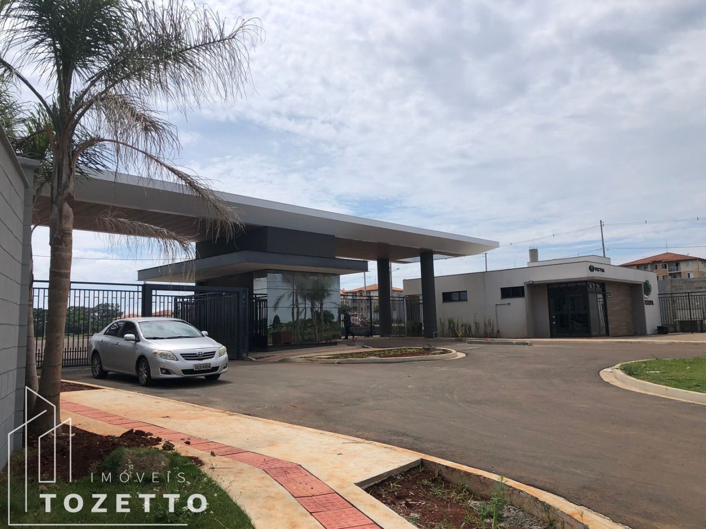 <strong>Terrenos de esquina à venda no Condomínio La Riserva</strong>