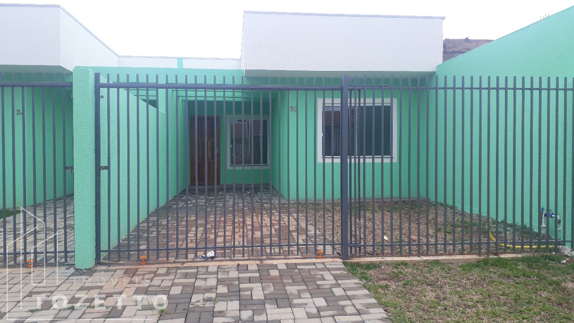 <strong>CASAS NO COLONIA DONA LUIZA</strong>