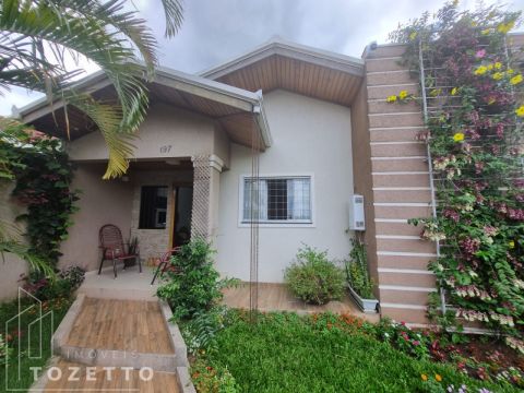 <strong>Excelente casa no Contorno</strong>