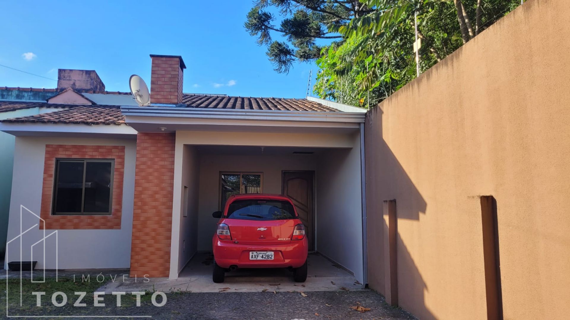 Casa Em Condomínio Na Região De Uvaranas