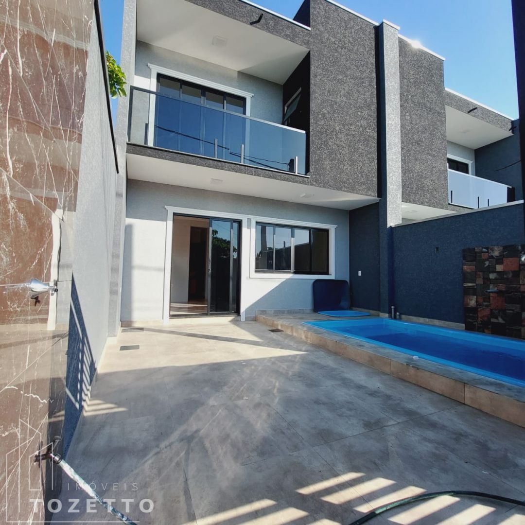 <strong>SOBRADO À VENDA NA PRAIA DE LESTE</strong>