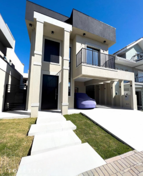 <strong>ESPETACULAR SOBRADO NO CONDOMÍNIO PARQUE DOMAN</strong>