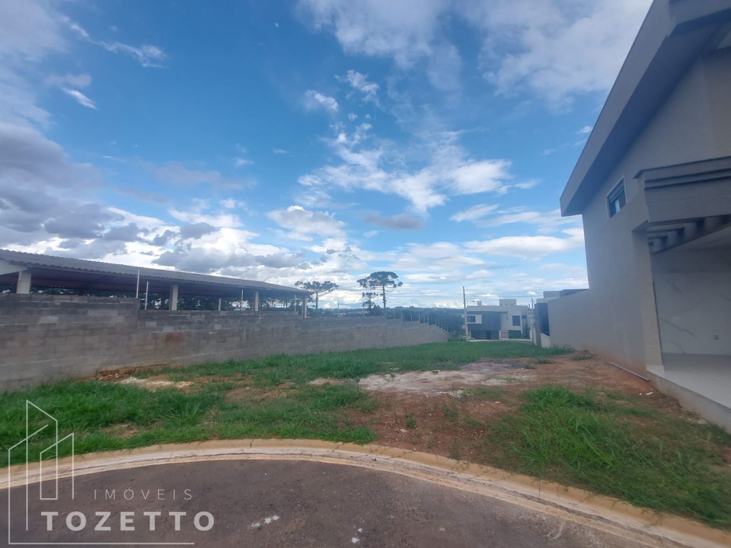 <strong>Lote à venda no Ecoville I no bairro Contorno</strong>