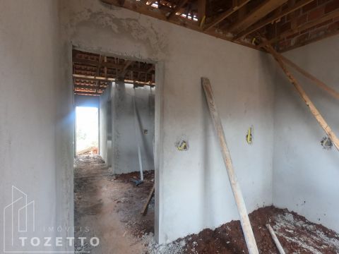 ótimas Casas Conjugadas No Santa Luzia